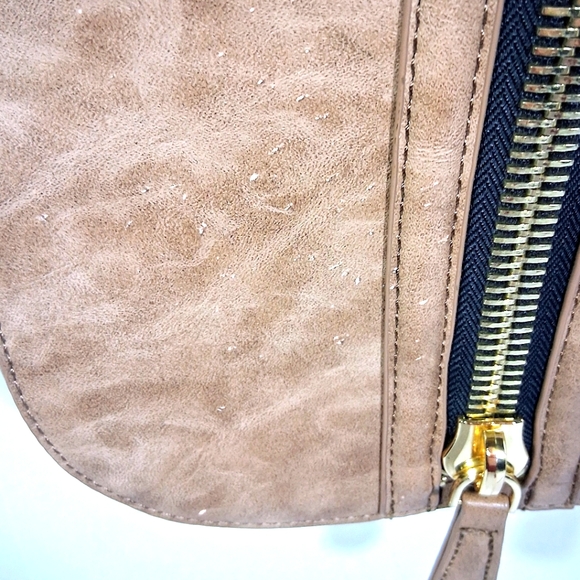 Madison West Brown with Gold Accents Cross Body Bag/Purse - Picture 6 of 10